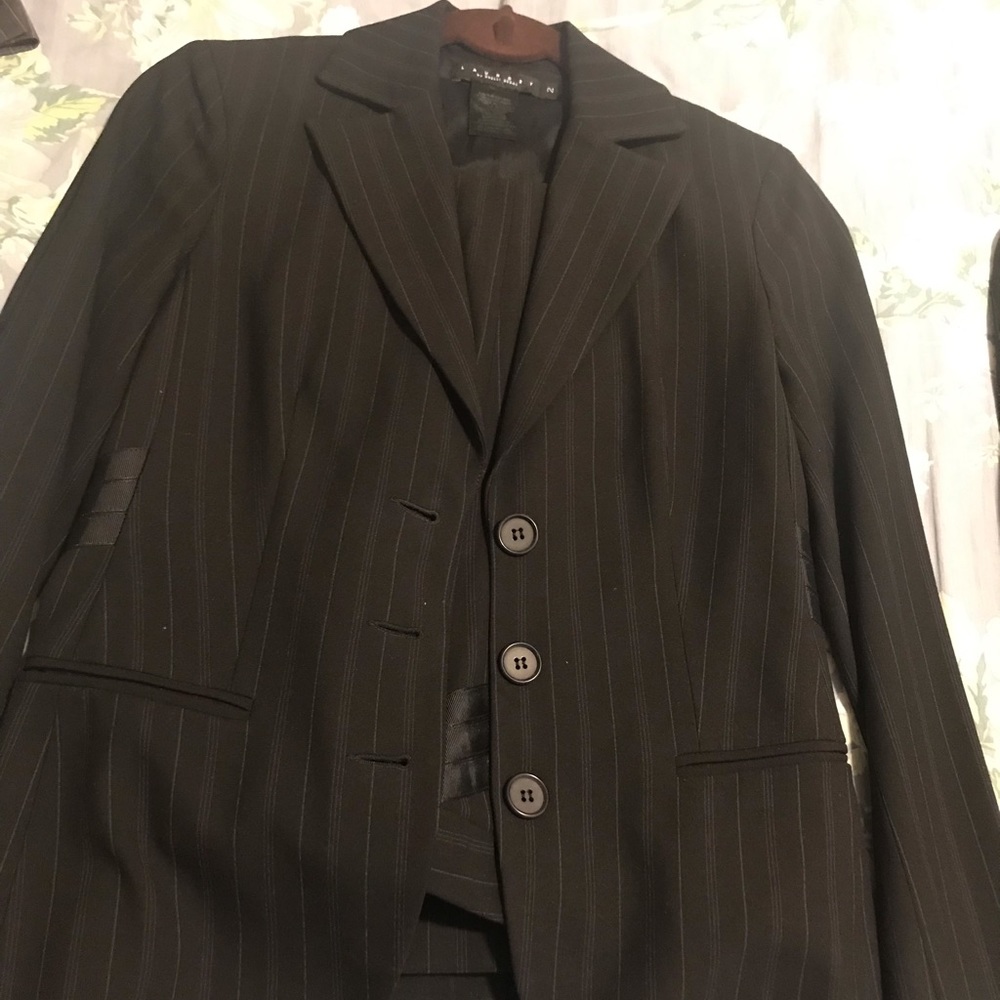 Women suit